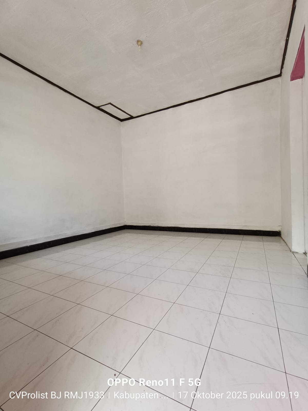 Di Jual Rumah Hook Di Perum Purwokerto Selatan