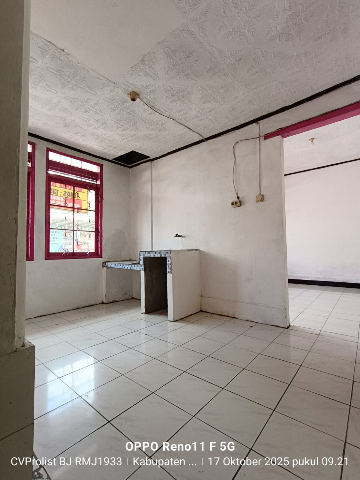 Di Jual Rumah Hook Di Perum Purwokerto Selatan