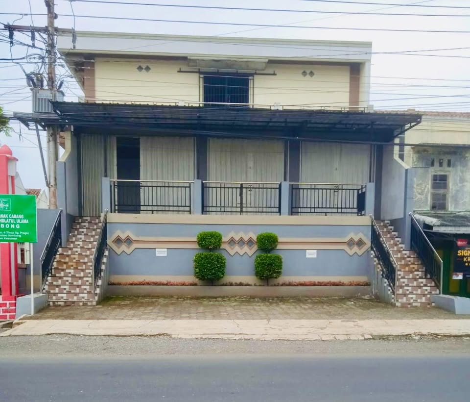 Dijual Cepat Ruko + Kos-Kosan Strategis di Pusat Kota Gombong