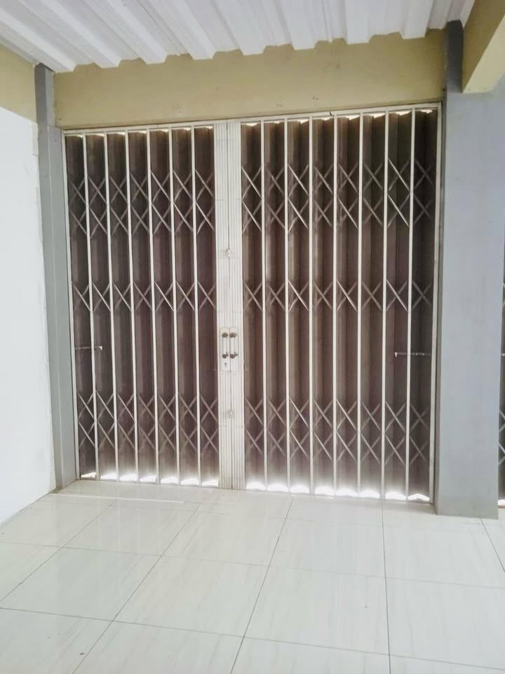 Dijual Cepat Ruko + Kos-Kosan Strategis di Pusat Kota Gombong