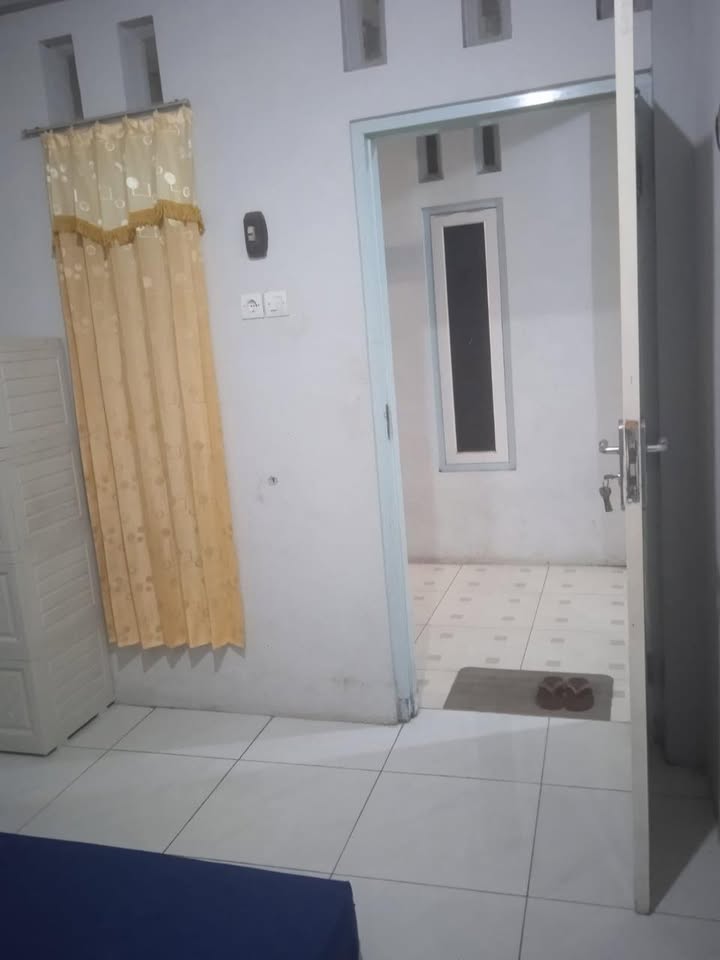 Dijual Cepat Ruko + Kos-Kosan Strategis di Pusat Kota Gombong