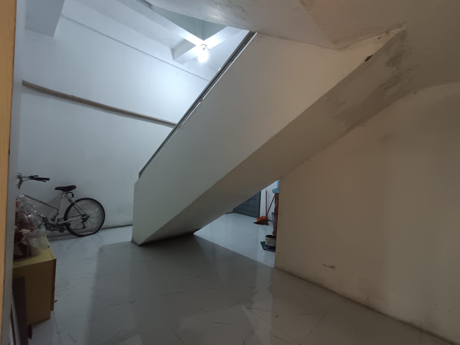 Disewakan Ruko Dua Lantai Super Strategis di Jl. Jenderal Sudirman – Pusat Kota Purwokerto