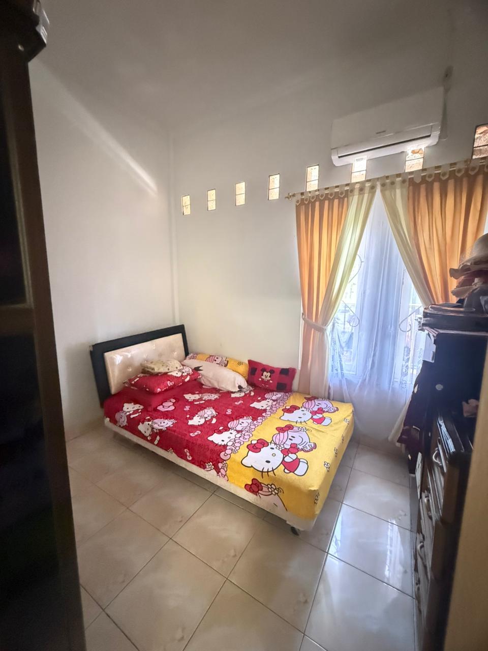 Dijual Rumah 4 Kamar, 550 Meter SMP/SMA Nasional 3 Bahasa Putera Harapan