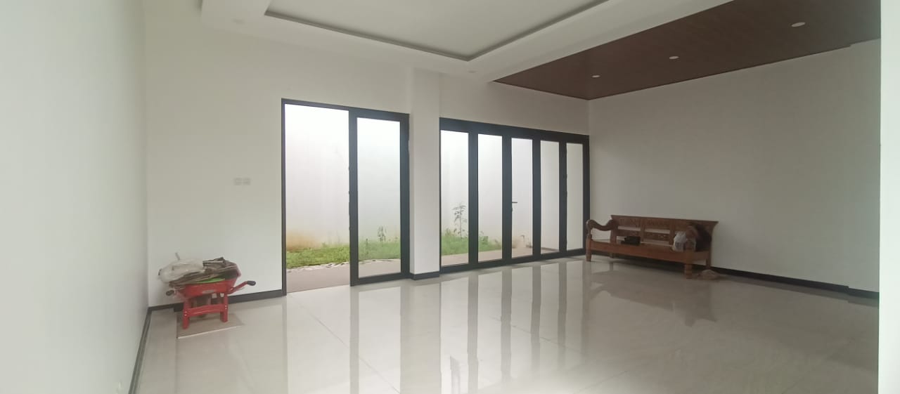 Dijual Cepat Rumah Modern Mewah Daerah Arcawinangun Purwokerto