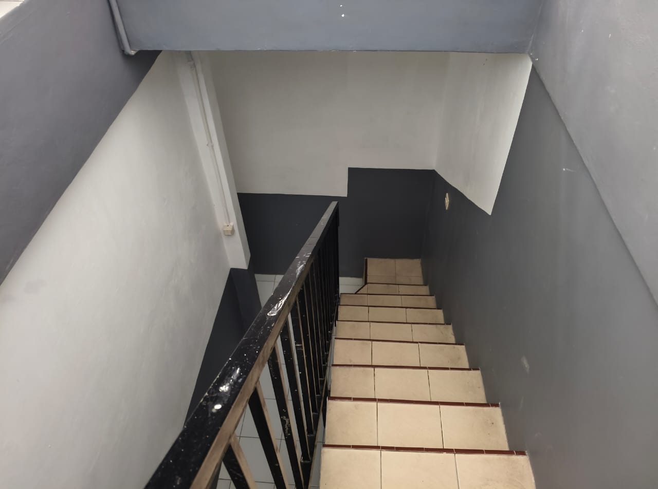 Rumah Kos Bagus Aktif Area Kampus UNSUD