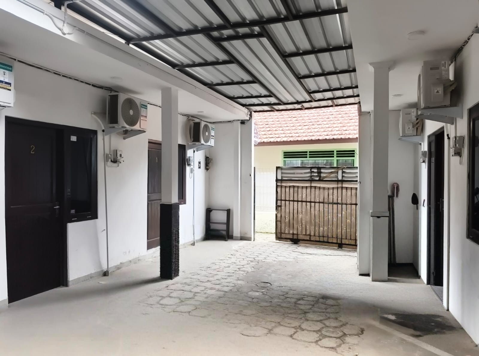 Rumah Kos Bagus Aktif Area Kampus UNSUD