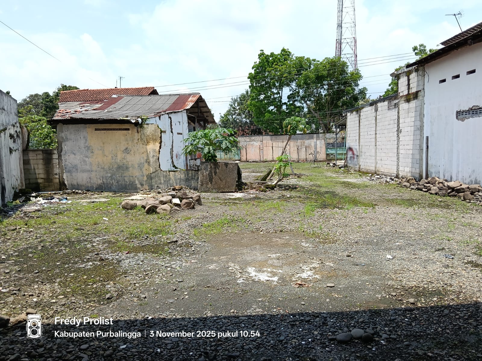 Dijual Cepat Rumah Modern Mewah Daerah Arcawinangun Purwokerto