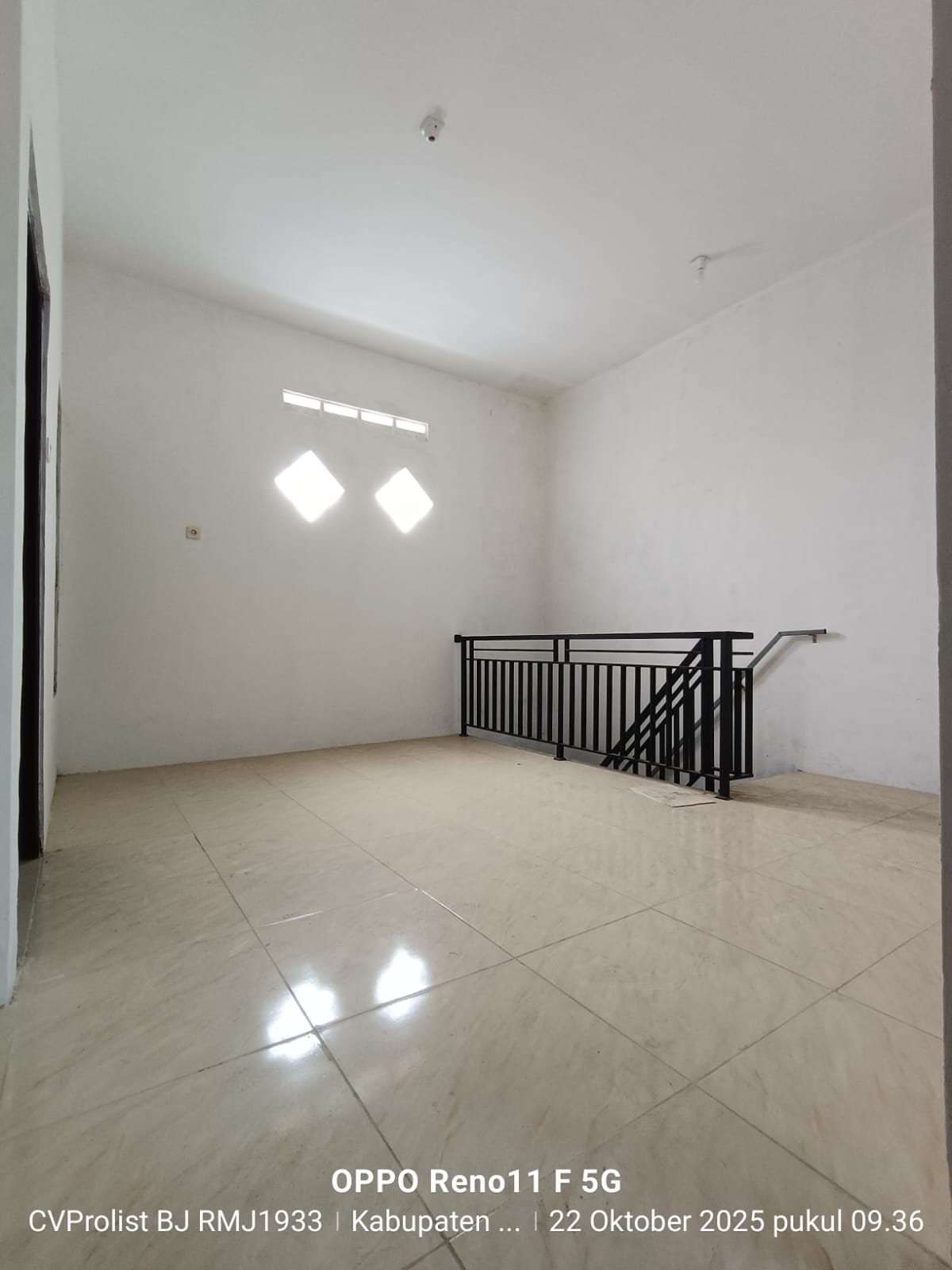 Dijual Rumah 2 Lantai 5 Menit Ke Stasiun Purwokerto