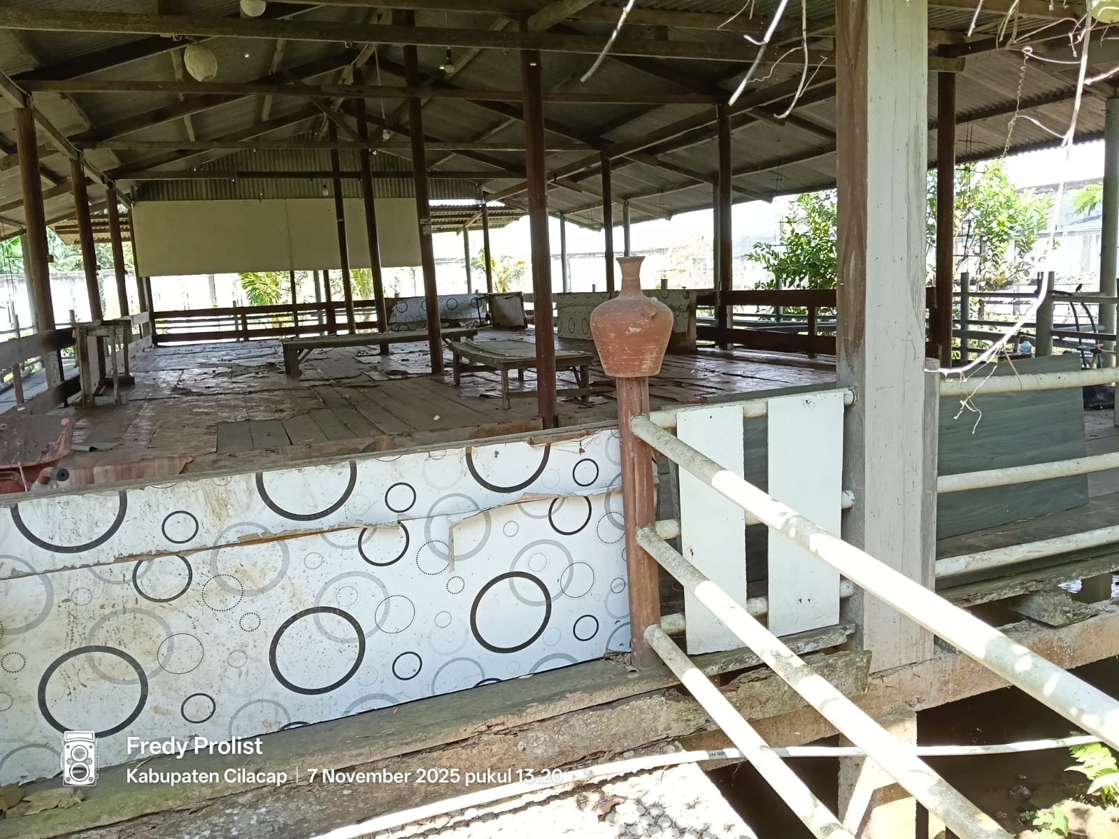 Dijual Bawah Harga Pasar Tanah Bonus toko Lebar Cantik - Kesugihan Cilacap