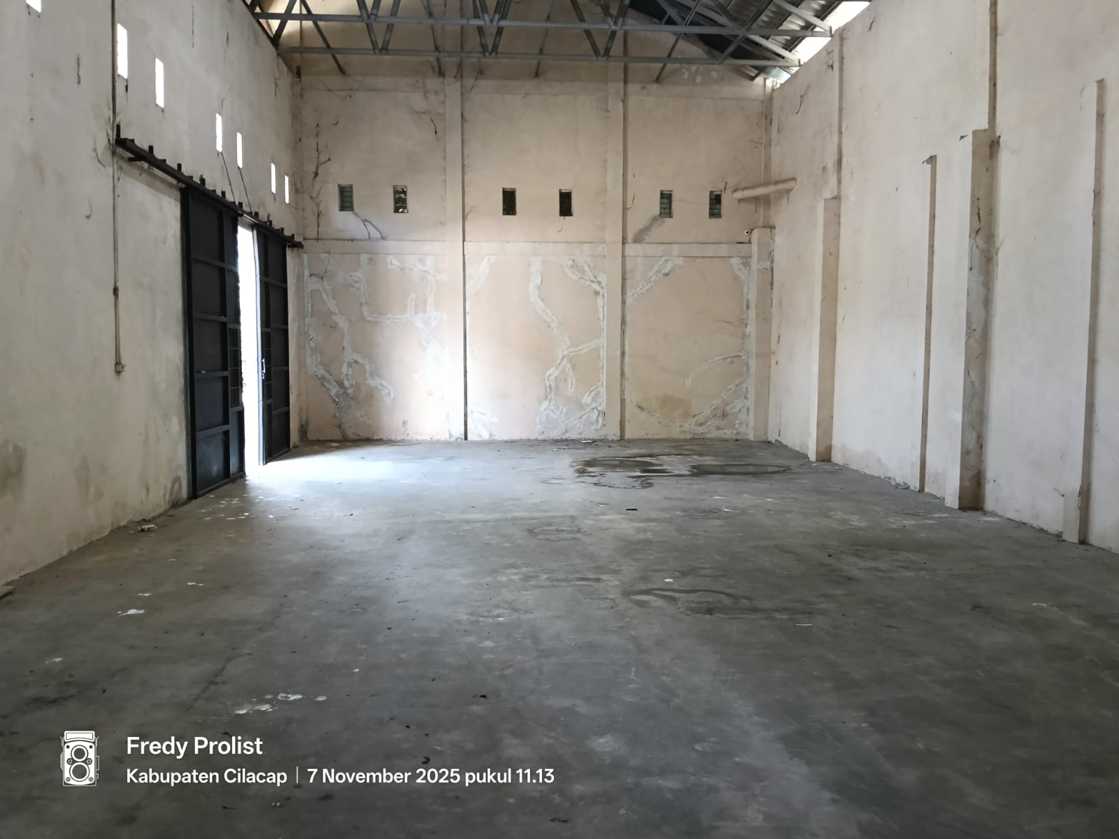 Dijual Tanah Luas Ada Gudang Cocok Untuk Area Pergudangan Di Cilacap Utara