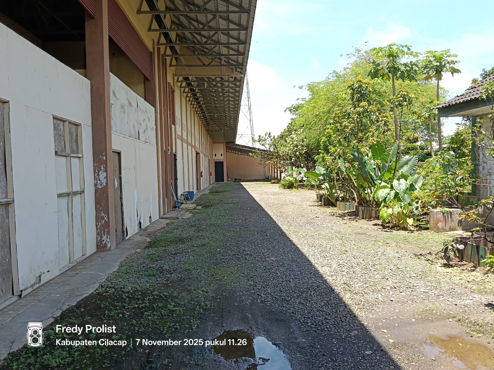 Dijual Tanah Luas Ada Gudang Cocok Untuk Area Pergudangan Di Cilacap Utara