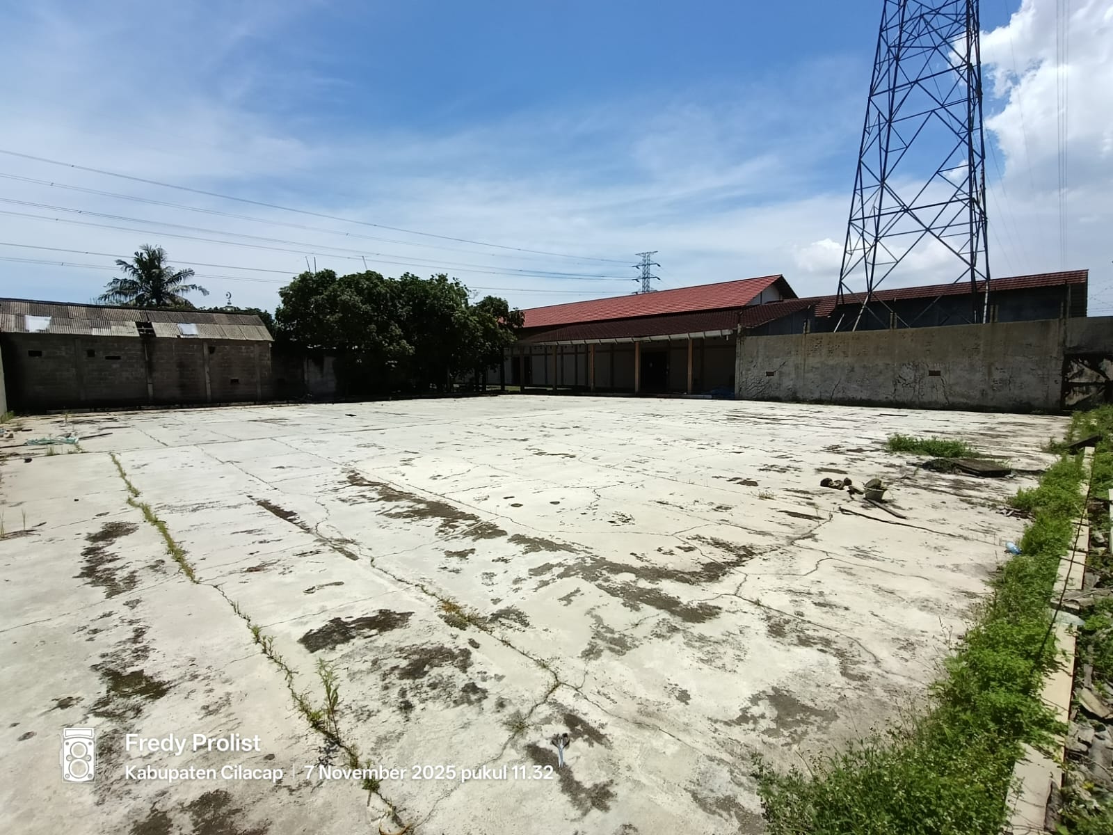 Dijual Tanah Luas Ada Gudang Cocok Untuk Area Pergudangan Di Cilacap Utara
