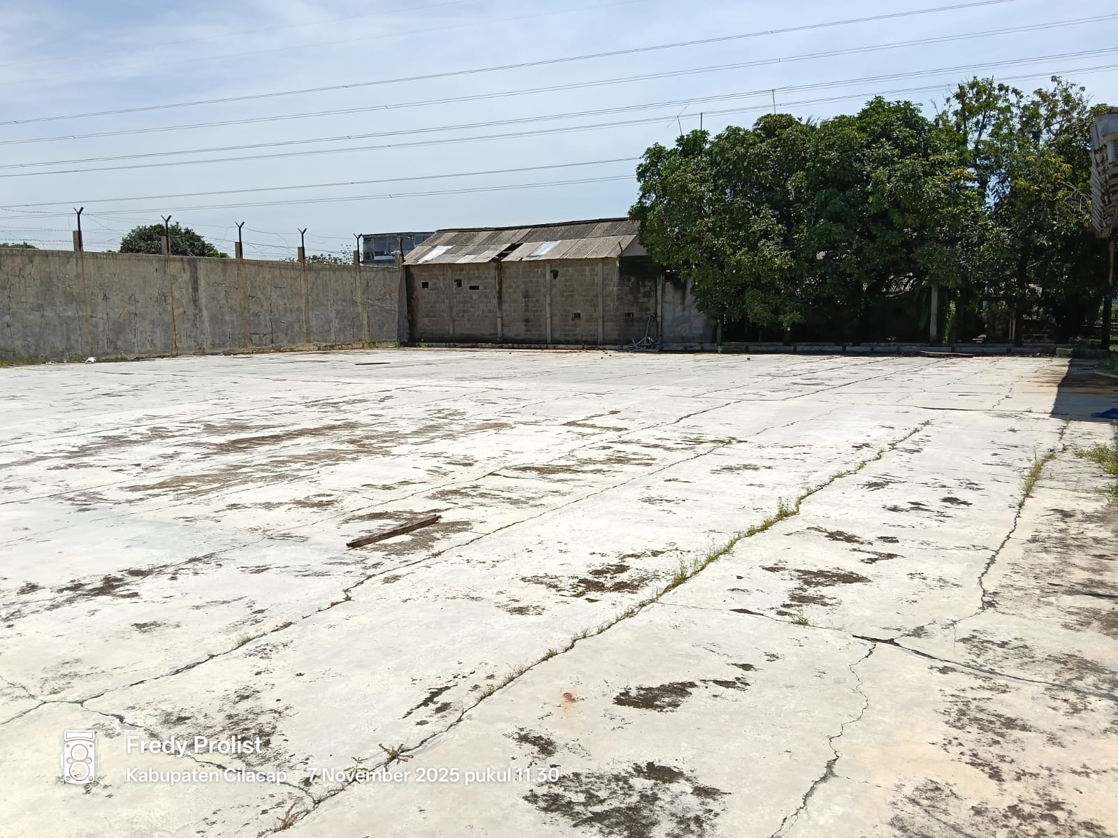 Dijual Tanah Luas Ada Gudang Cocok Untuk Area Pergudangan Di Cilacap Utara