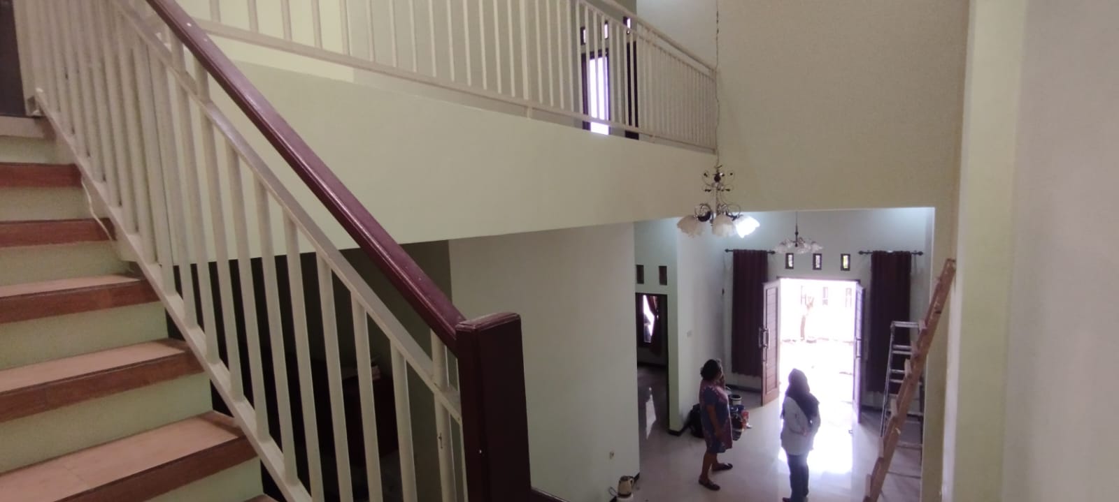 DISEWAKAN RUMAH MINIMALIS 2 LANTAI, DEKAT SEKOLAH NASIONAL 3 BAHASA PUTERA HARAPAN