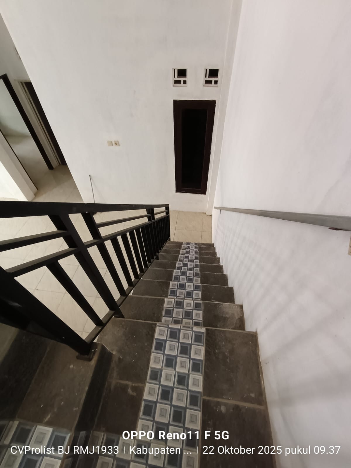 Dijual Rumah 2 Lantai 5 Menit Ke Stasiun Purwokerto