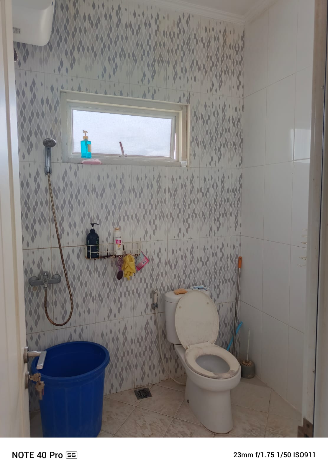 Disewakan Rumah 2 Lantai Semi Furnished Dalam Perum Purwokerto