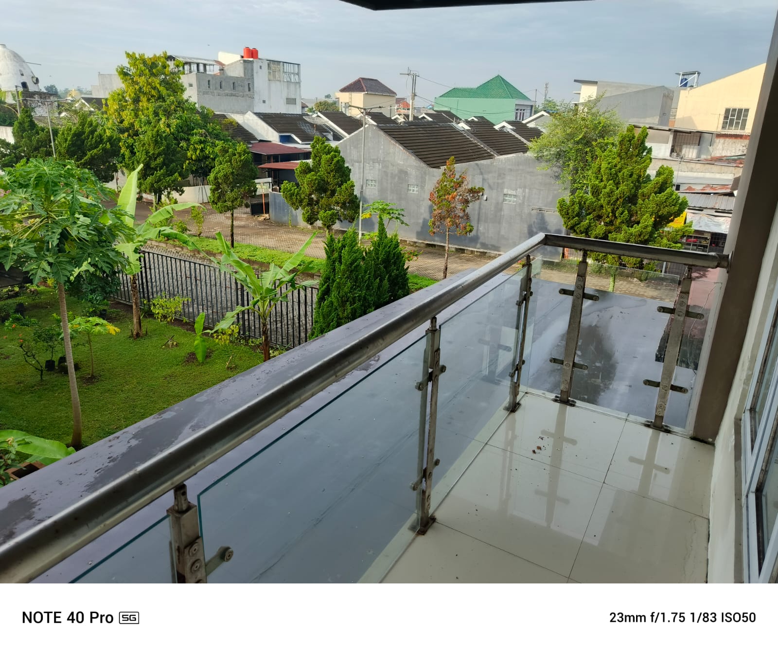 Disewakan Rumah 2 Lantai Semi Furnished Dalam Perum Purwokerto