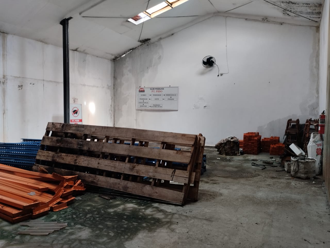 Disewakan Gudang Murah Akses Tronton Trailer 3 Menit Terminal Purwokerto