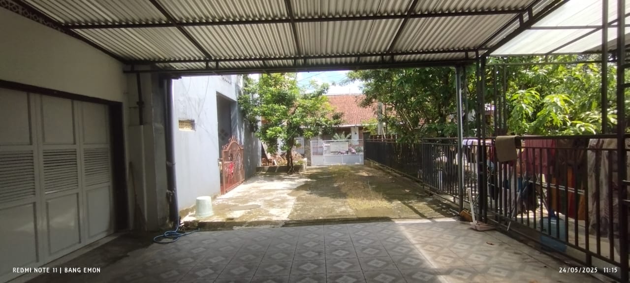 DISEWAKAN RUMAH 5 KAMAR SEJENGKAL ASTON HOTEL PURWOKERTO