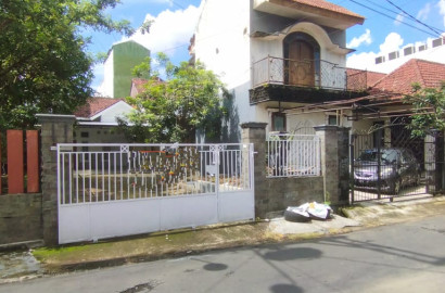 DISEWAKAN RUMAH 5 KAMAR SEJENGKAL ASTON HOTEL PURWOKERTO