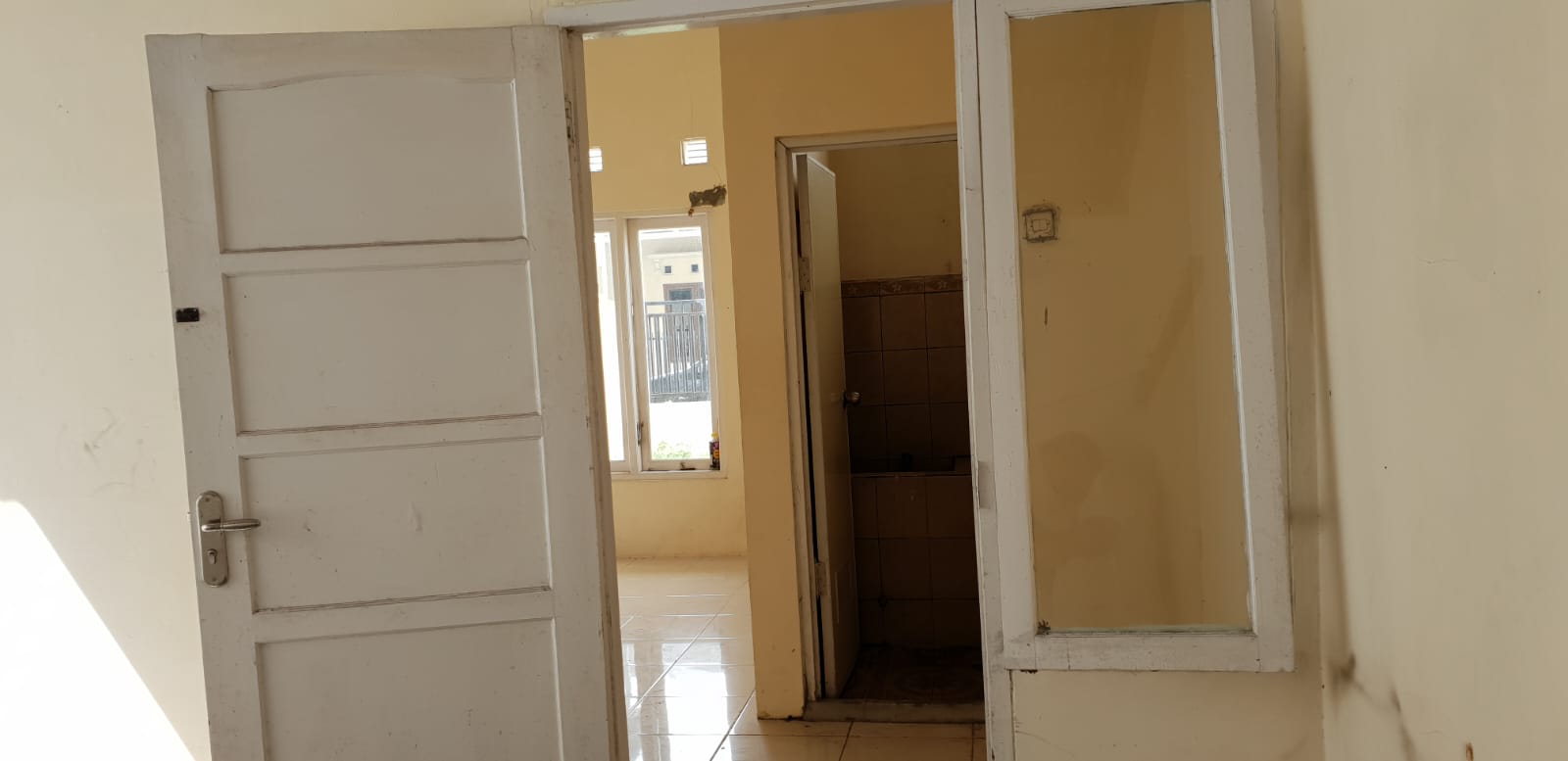 Dijual Rumah Nyaman Dekat  UMP