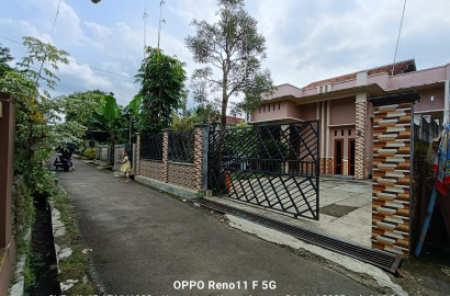 Di Jual Rumah Bagus Dan Luas 7 menit ke Stasiun Purwokerto