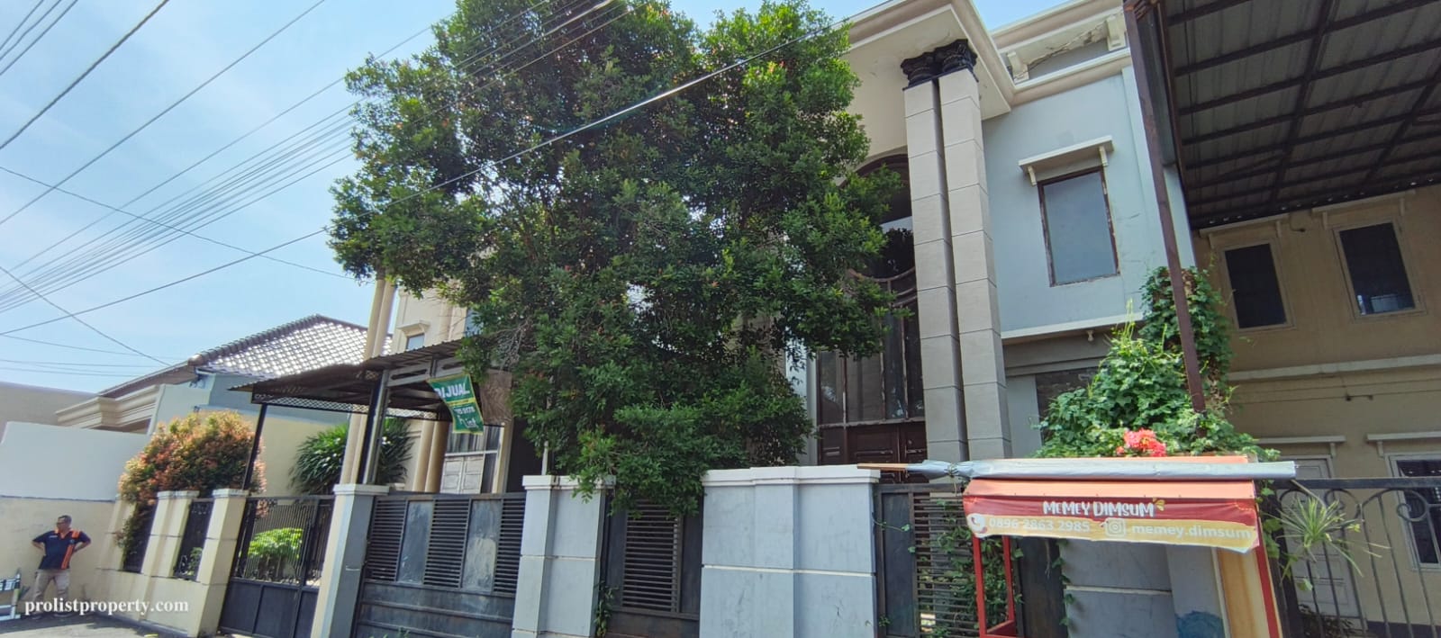 Dijual Rumah 2 Lantai Bonus Kolam Renang - 400 Meter Alun-Alun Pekalongan