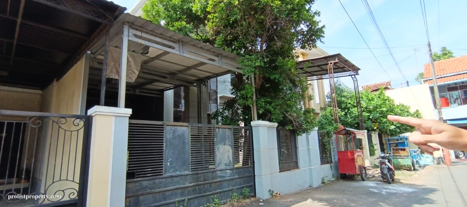 Dijual Rumah 2 Lantai Bonus Kolam Renang - 400 Meter Alun-Alun Pekalongan