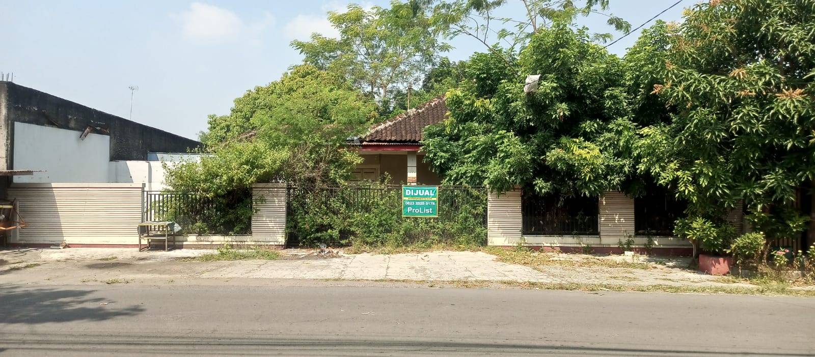 Dijual Rumah Halaman Luas 735m2, 3menit Pasar Kota Sragen