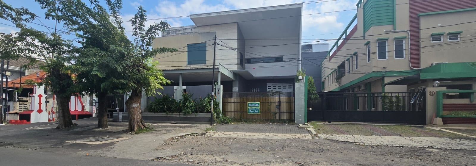 Dijual Rumah & Kantor 2 Lantai Strategis – Pusponjolo Barat Raya Semarang Barat