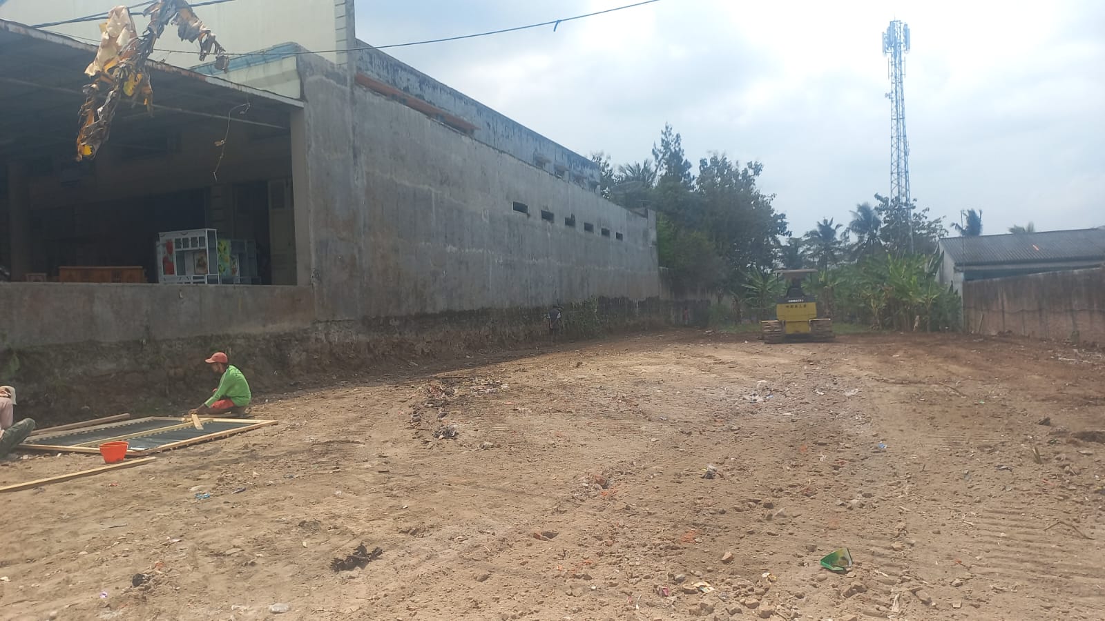 Disewakan Tanah Pekarangan Lebar 18 Mtr - Jalan Utama Ajibarang Wangon