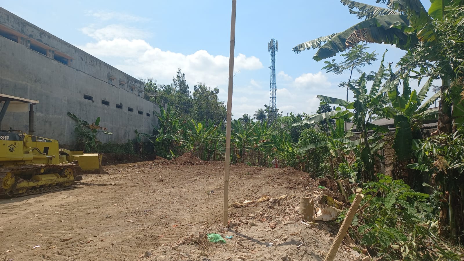 Disewakan Tanah Pekarangan Lebar 18 Mtr - Jalan Utama Ajibarang Wangon