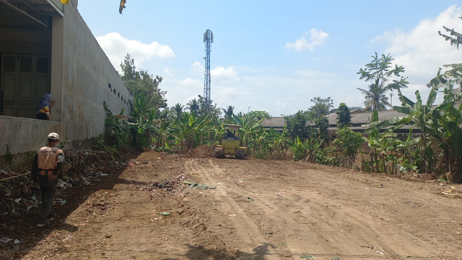 Disewakan Tanah Pekarangan Lebar 18 Mtr - Jalan Utama Ajibarang Wangon