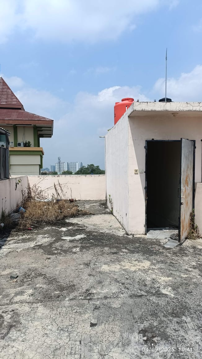 JUAL CEPAT RUKO 3 LANTAI DEKAT ASRAMA HAJI YOGYAKARTA