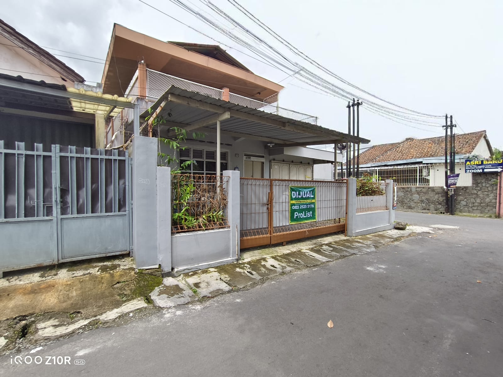 Rumah Hook Tengah kota Purwokerto Bonus AC