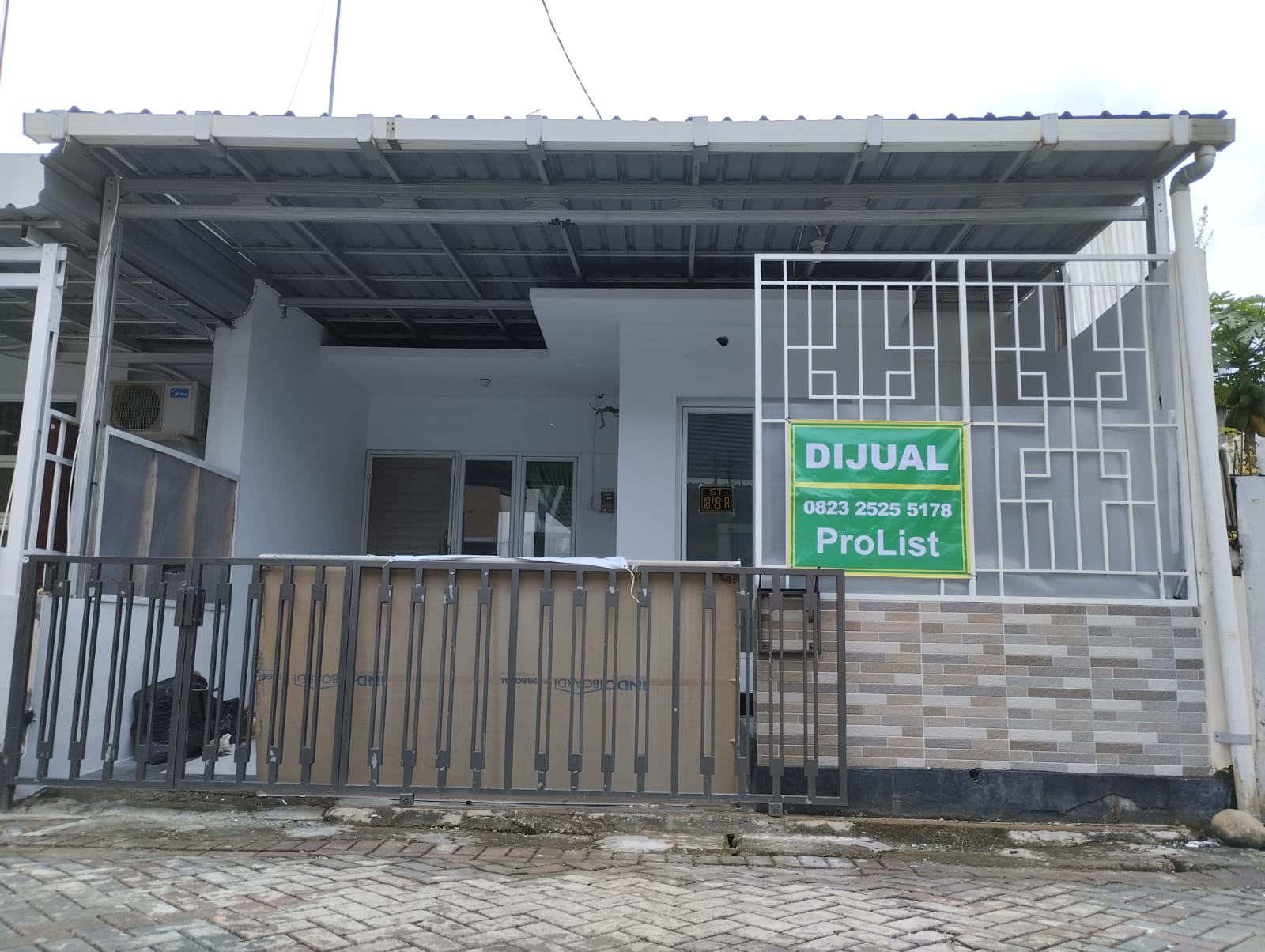 Dijual Rumah Modern Minimalis Full Bangunan tengah Kota Purwokerto - Graha Timur