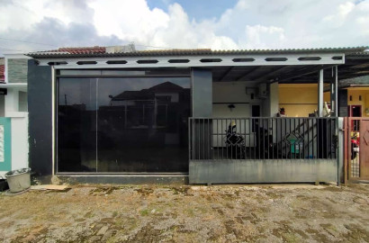 Dijual Rumah Bagus Dekat Stasiun - Bobosan