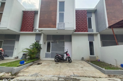 Dijual Rumah Minimalis 2 Lantai Dekat FK UNSUD-BERKOH