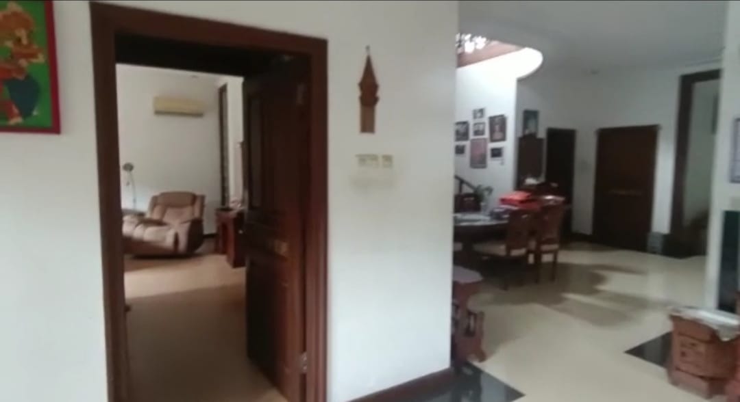 DIJUAL RUMAH NUANSA BALI, DEKAT RS SINAR KASIH PURWOKERTO - JL Martdireja