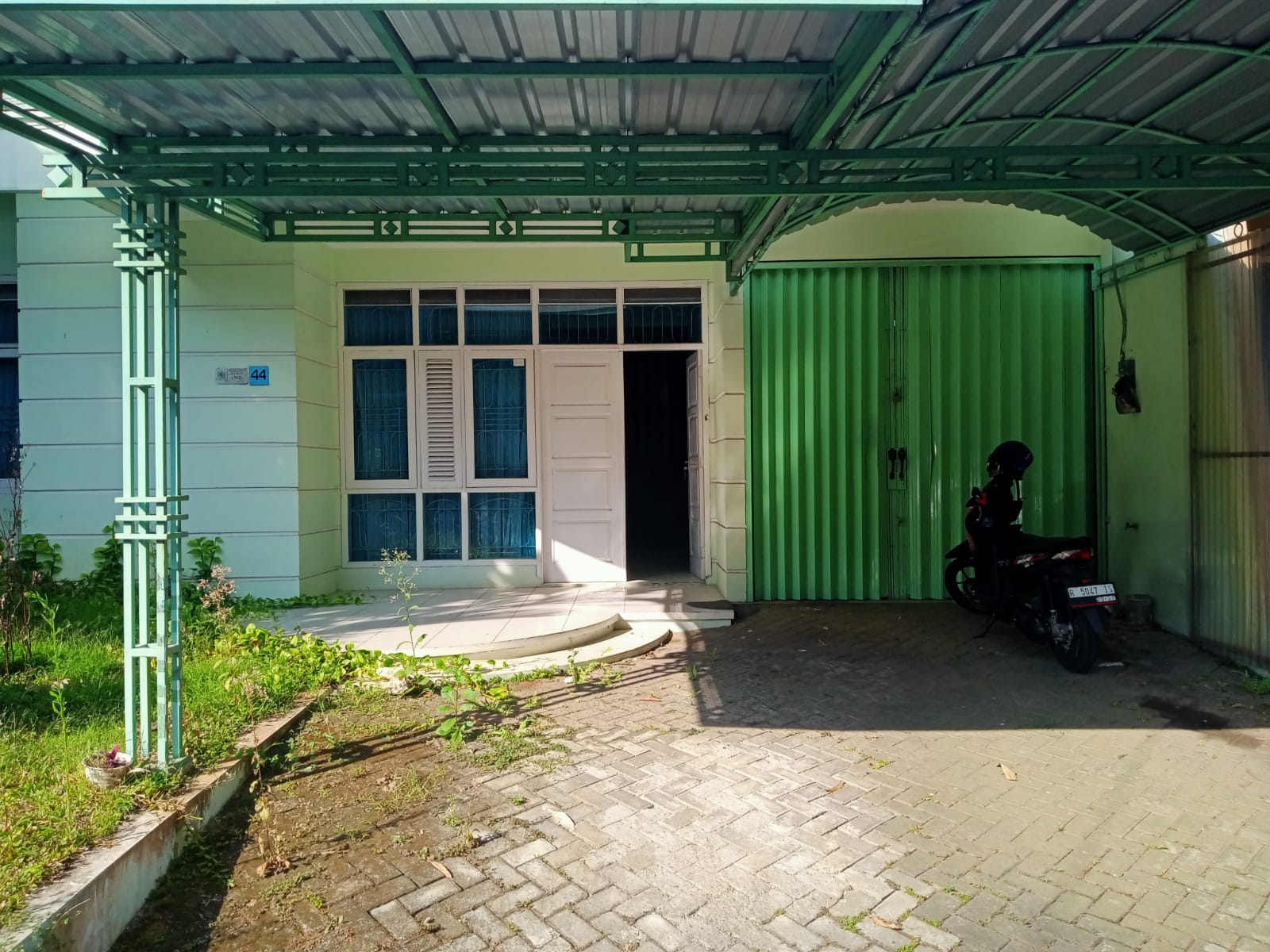 Disewakan rumah Perum Elit Purwokerto - Permata Hijau