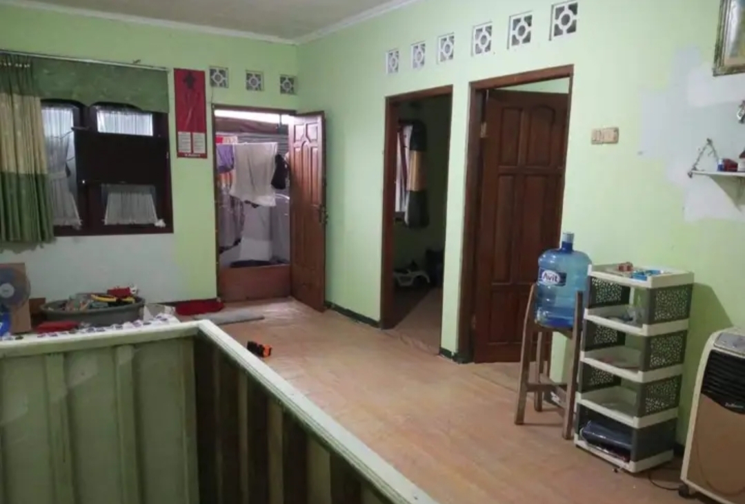 Dijual Rumah Murah 2 Lantai Tengah Kota - Mangunjaya