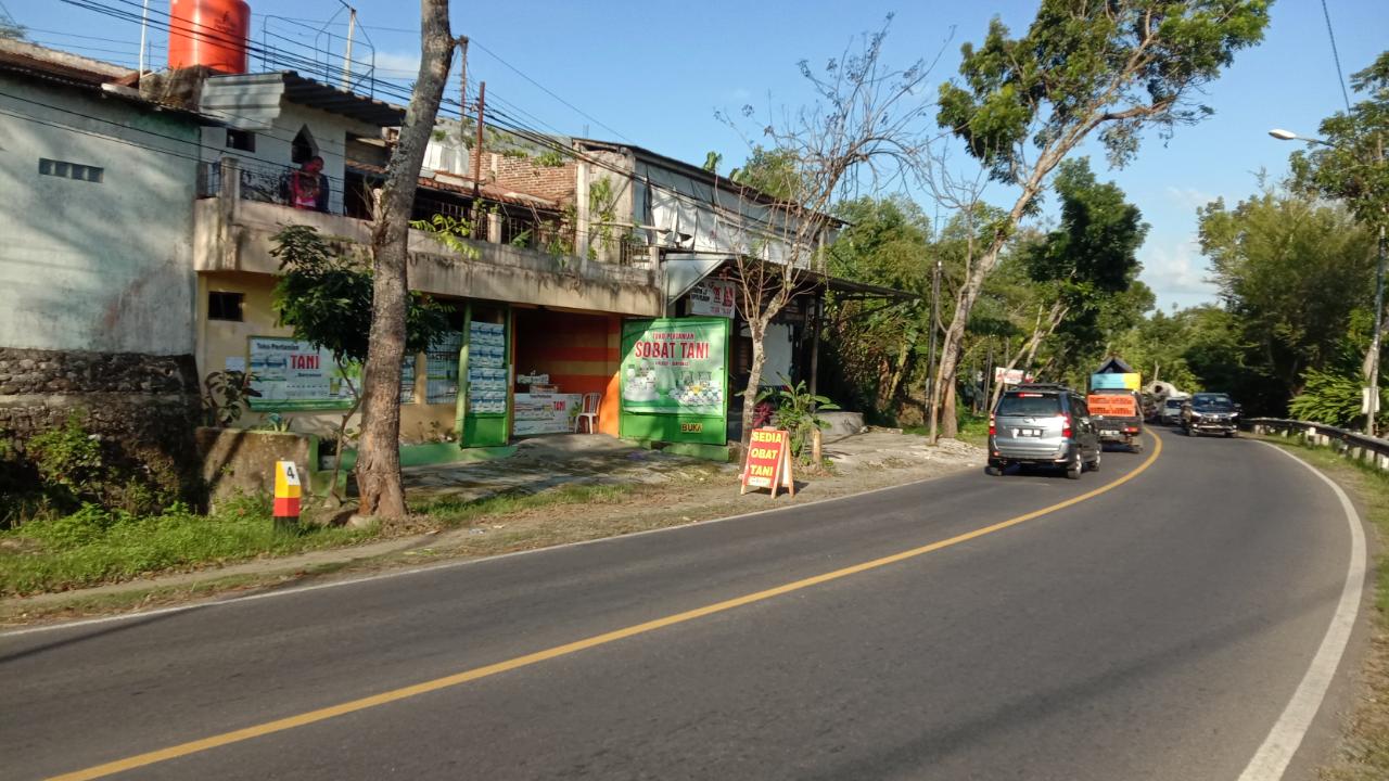 Dijual Rumah 1.5 lantai 2 Muka Pinggir jalan Utama kaliori