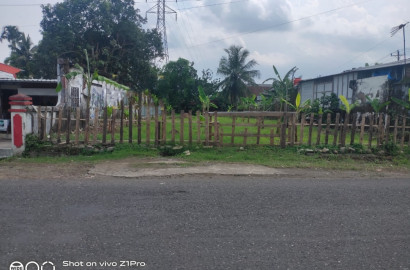 Tanah Strategis Pinggir Jalan Raya 1 Menit Ke Kampus-Bobosan