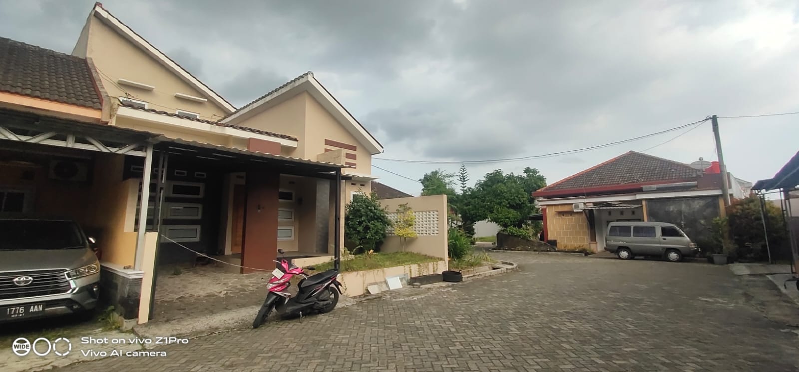 Rumah Bagus 2 Lantai Lokasi 8 Menit Ke Alun-Alun - Purwosari