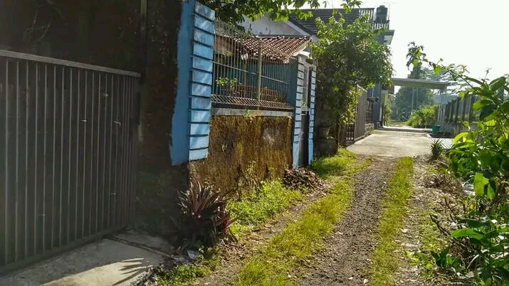 Dijual Rumah 2 Kapling 2 Menit ke Unsud - Sumampir