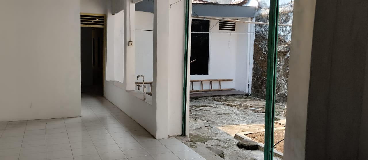 Disewakan Rumah Pinggir Jalan Ramai Di Purwokerto Selatan - Wahid Hasyim andhang