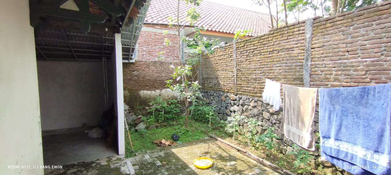 RUMAH HOOK VIEW KOTA, KARANGSALAM LOR BATURADEN