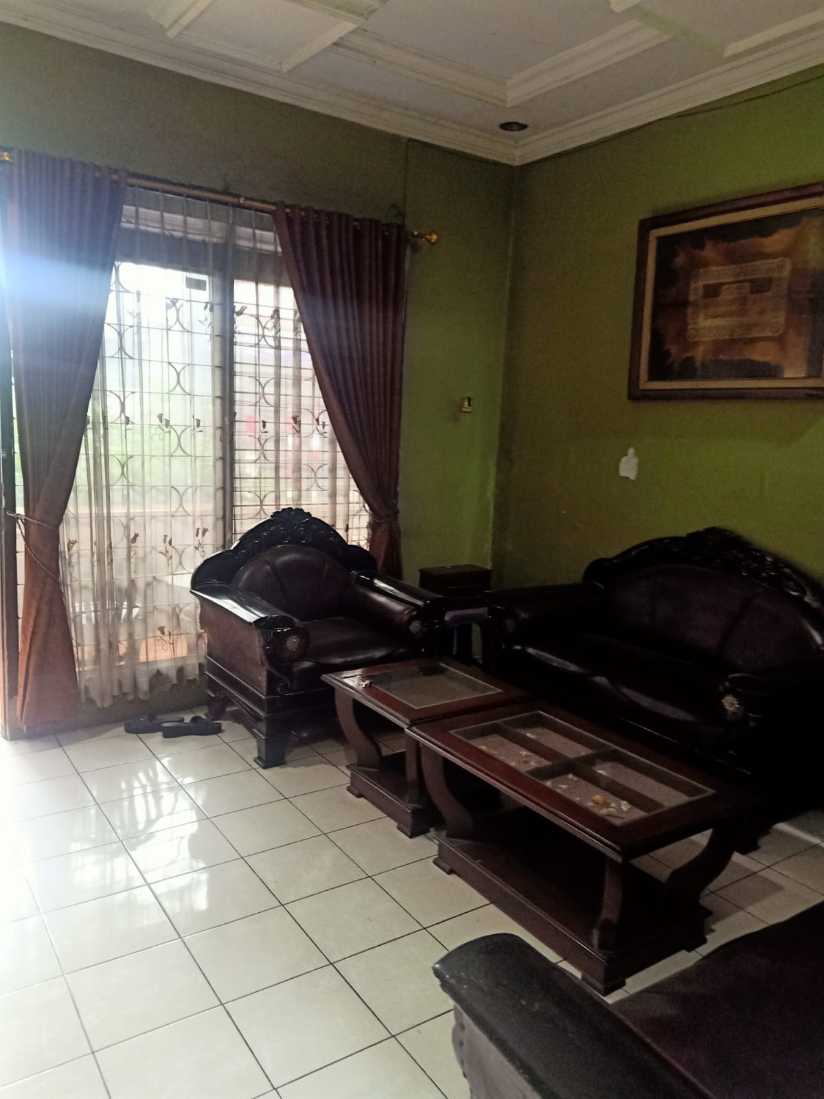 Dijual Rumah Beserta Isinya dan Hook di Purwokerto Barat - JL Veteran