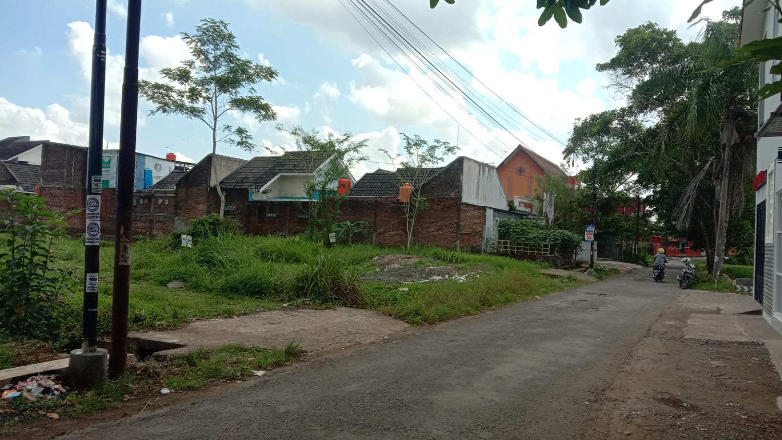 Dijual Tanah Kering 5,5 Menit ke Alun2 Purwokerto - Dekat STT Wiworotomo Rejasari