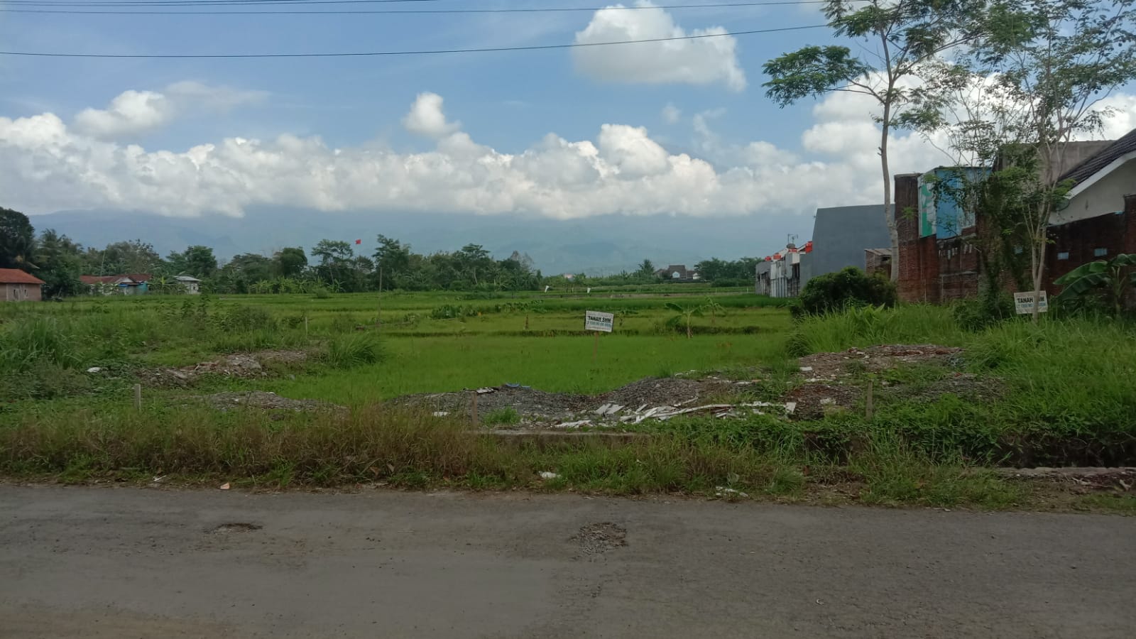 Dijual Tanah Kering 5,5 Menit ke Alun2 Purwokerto - Dekat STT Wiworotomo Rejasari